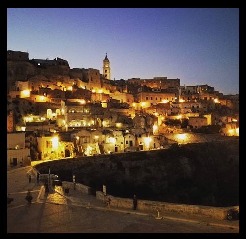 Mercatini Di Natale A Matera.Presepe Vivente A Matera Il Percorso Nei Sassi Orari E Prezzi Del Biglietto