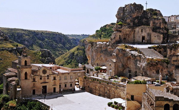 Cosa Sono i Sassi di Matera Caveoso Barisano Civita