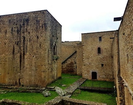 cortile minore