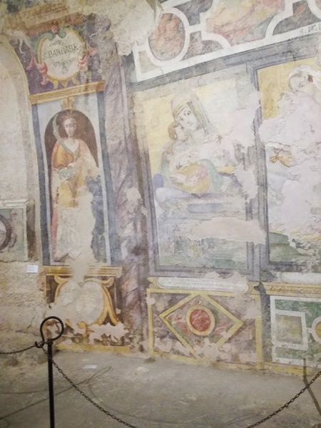 affreschi cripta san giuliano matera