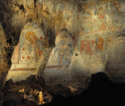 asceteri rupestri