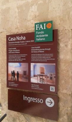 ingresso di casa noha in via San Potito