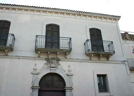 il palazzo ruggero