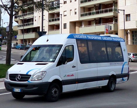 mini bus linea sassi
