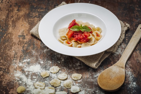 orecchiette al pomodoro per il menu bambini