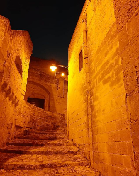 vie d'accesso ai sassi di matera