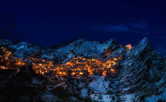 castelmezzano di sera