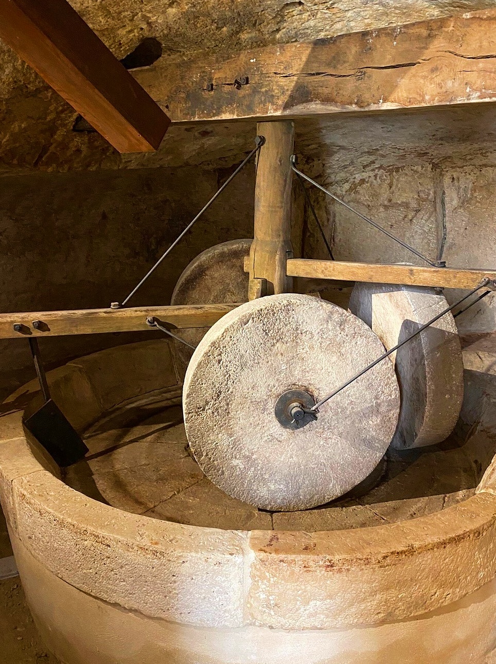 macina a tre ruote frantoio