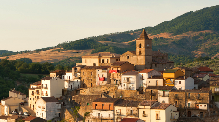 Oliveto Lucano antichità e silenzio nel paese dimenticato