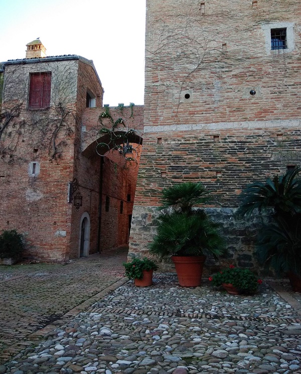 castello di san basilio