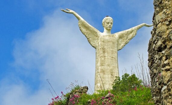 mostra bruno innocenti e il cristo redentore di maratea