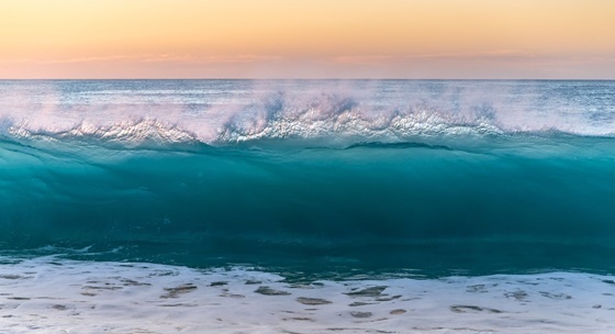 mare di pisticci al tramonto