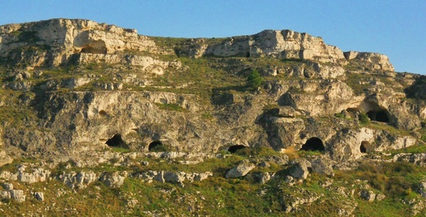 murgia di matera grotte