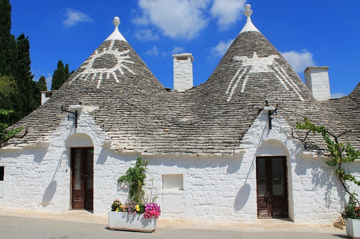 trulli di alberobello siamesi